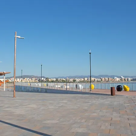 Global Properties, Muy Cerca De La Playa De Apartment *