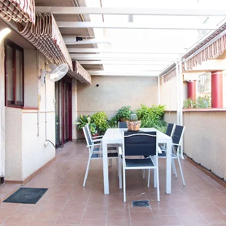Global Properties, Muy Cerca De La Playa De